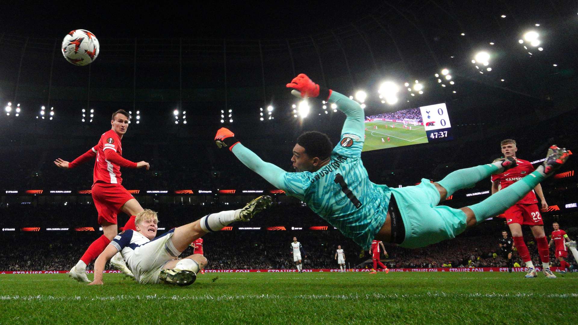 而他们的成 而他们的成